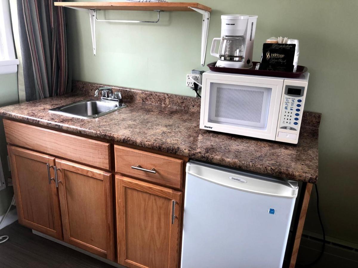 Perth Plaza Inn & Suites Dış mekan fotoğraf