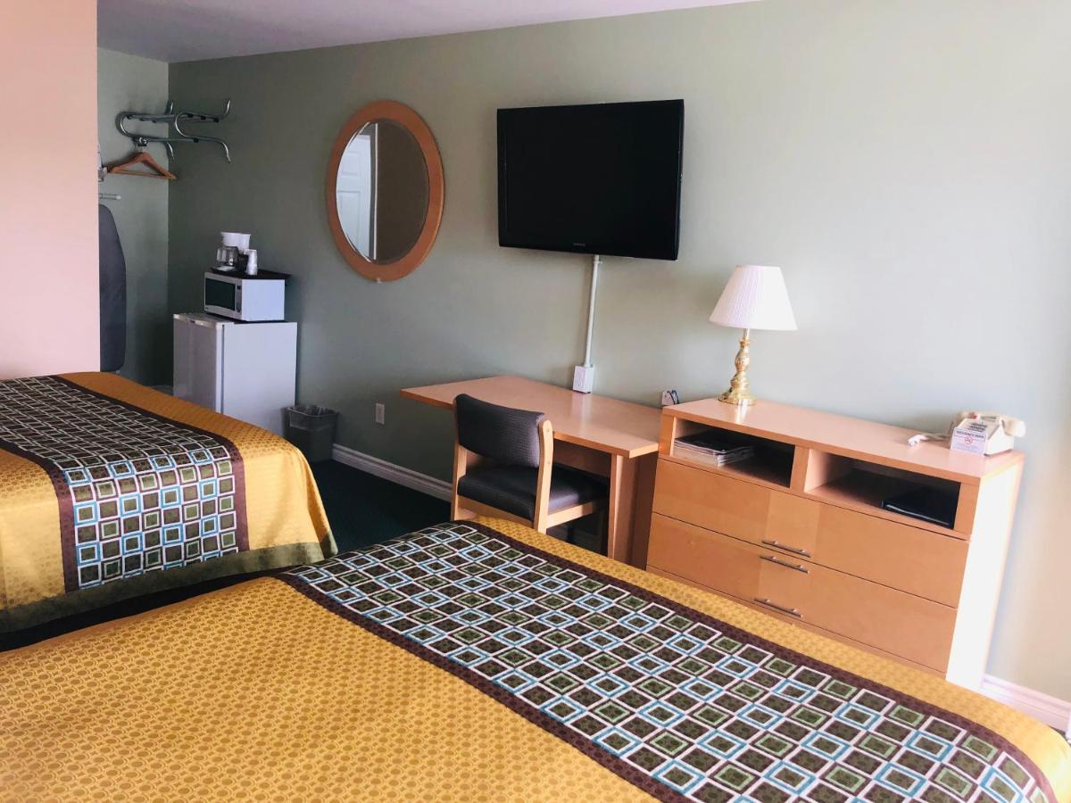 Perth Plaza Inn & Suites Dış mekan fotoğraf