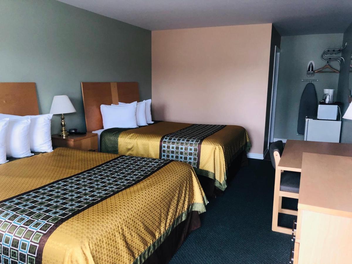 Perth Plaza Inn & Suites Dış mekan fotoğraf